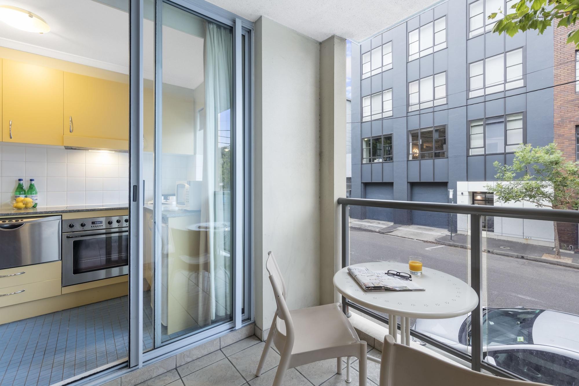 Nesuto Chippendale Aparthotel Sydney Bagian luar foto