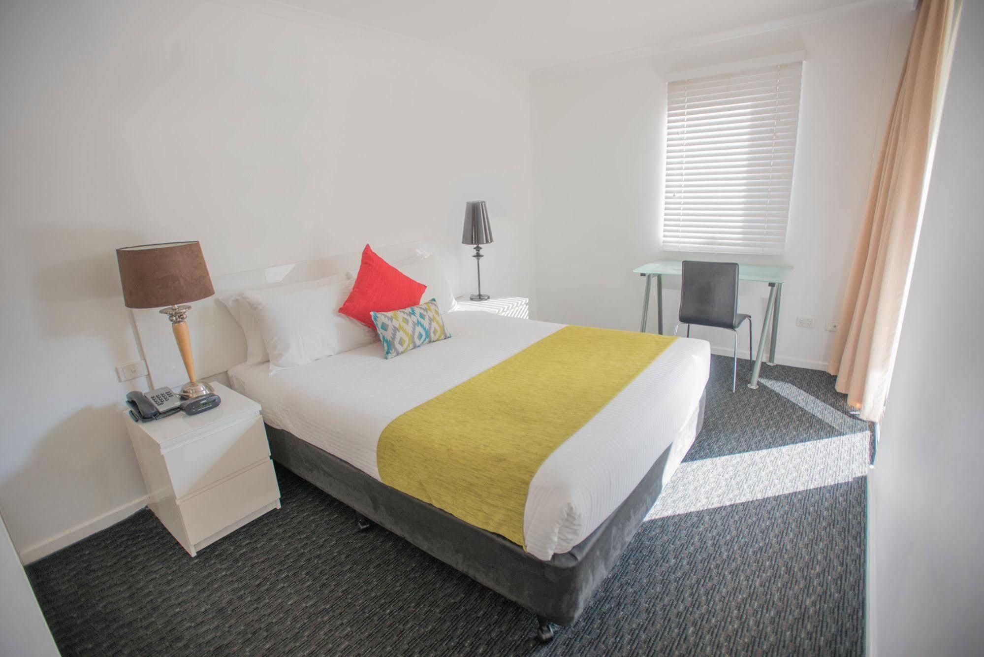 Nesuto Chippendale Aparthotel Sydney Bagian luar foto
