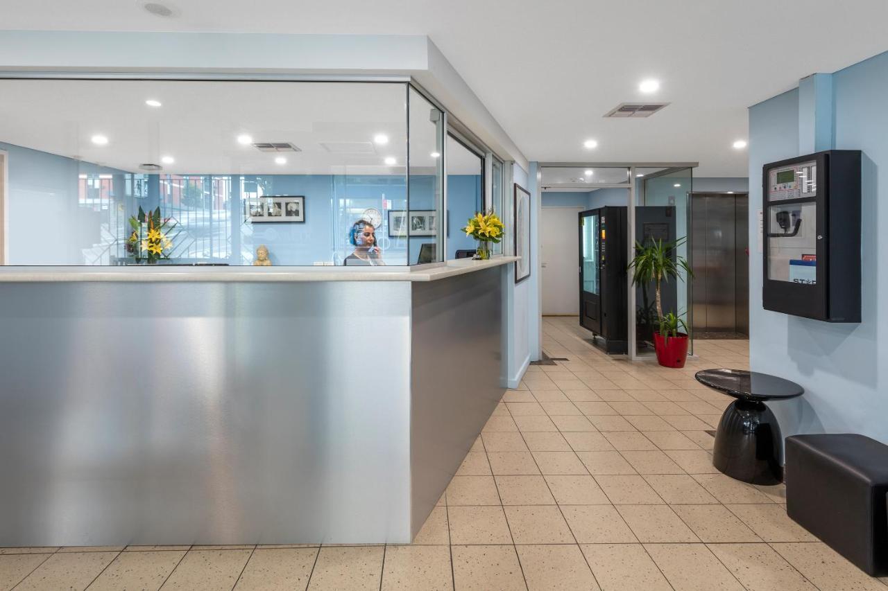 Nesuto Chippendale Aparthotel Sydney Bagian luar foto