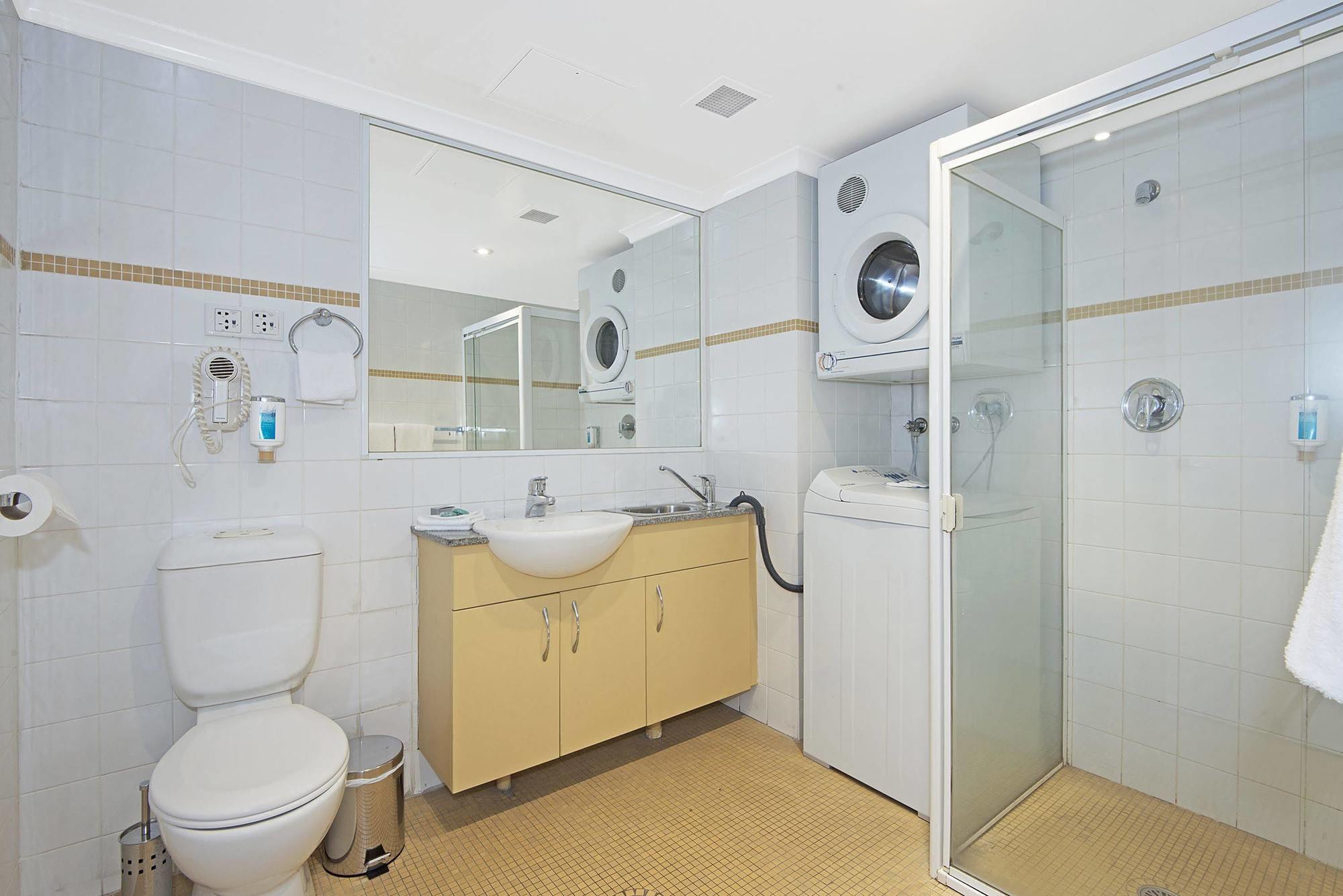 Nesuto Chippendale Aparthotel Sydney Bagian luar foto
